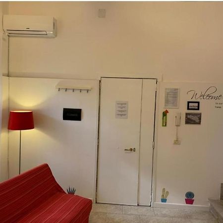 Apartmán The Airport House Katánie Exteriér fotografie
