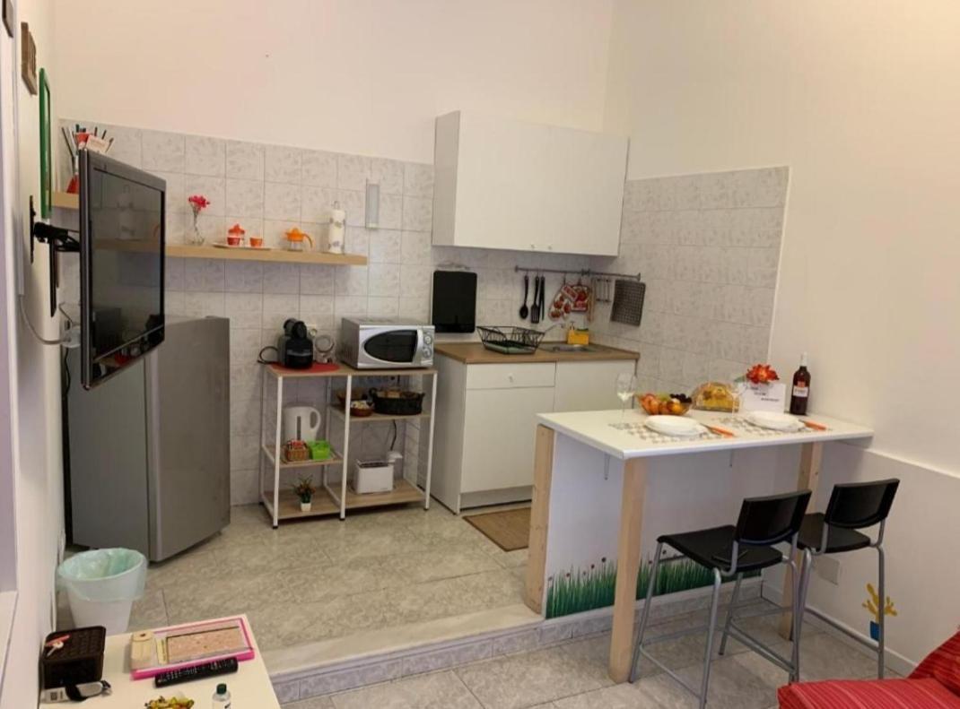 Apartmán The Airport House Katánie Exteriér fotografie